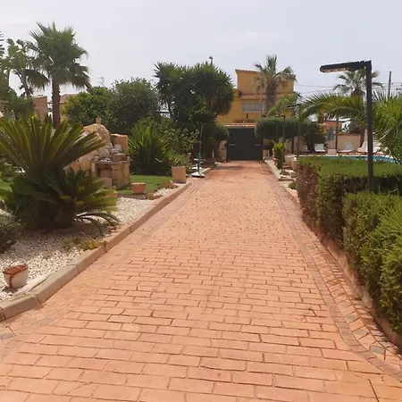 Casa Nostra Cellini Aparthotel 3*