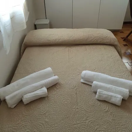 Casa Nostra Cellini 3*