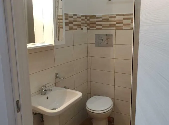 Casa Nostra Cellini Aparthotel 3*