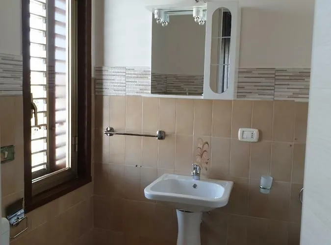 Casa Nostra Cellini 3*